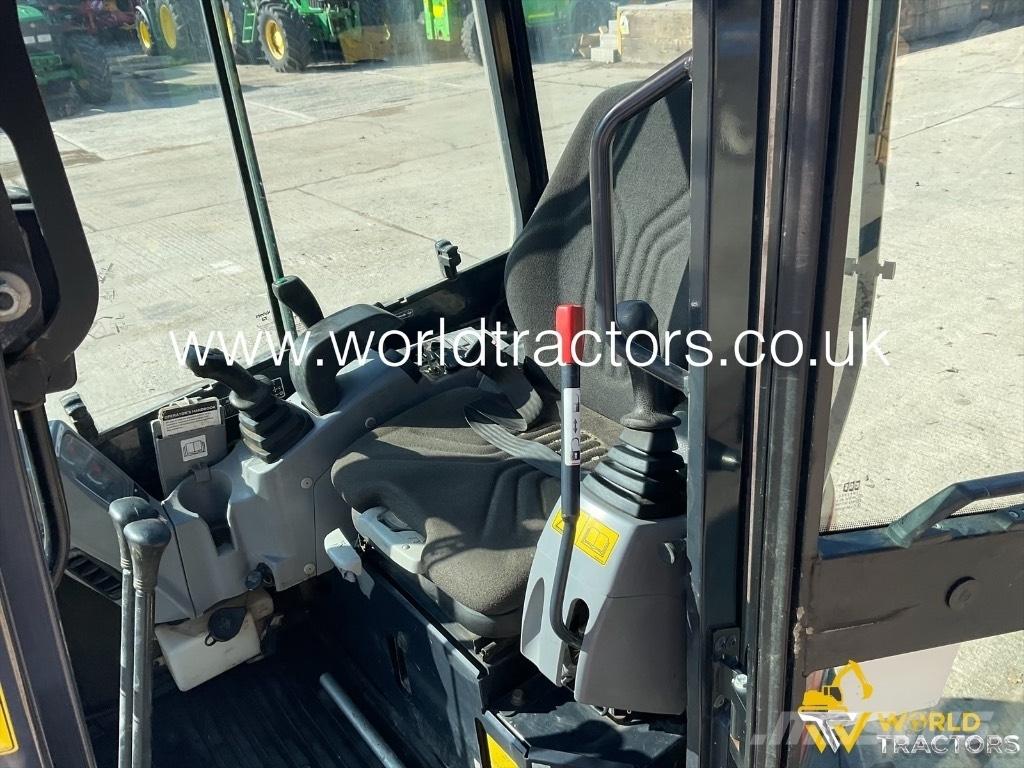 Kubota U 27-4 ミニ油圧ショベル 7t以下（ミニユンボ・ミニディガー）