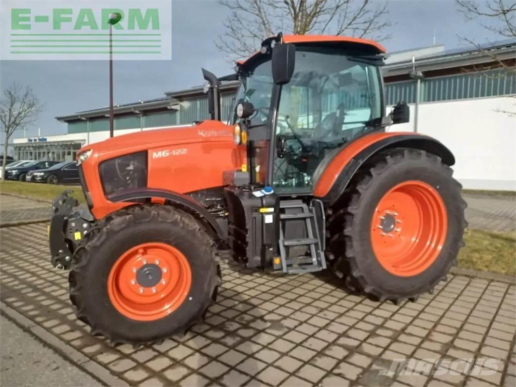 Kubota m6-122 トラクター
