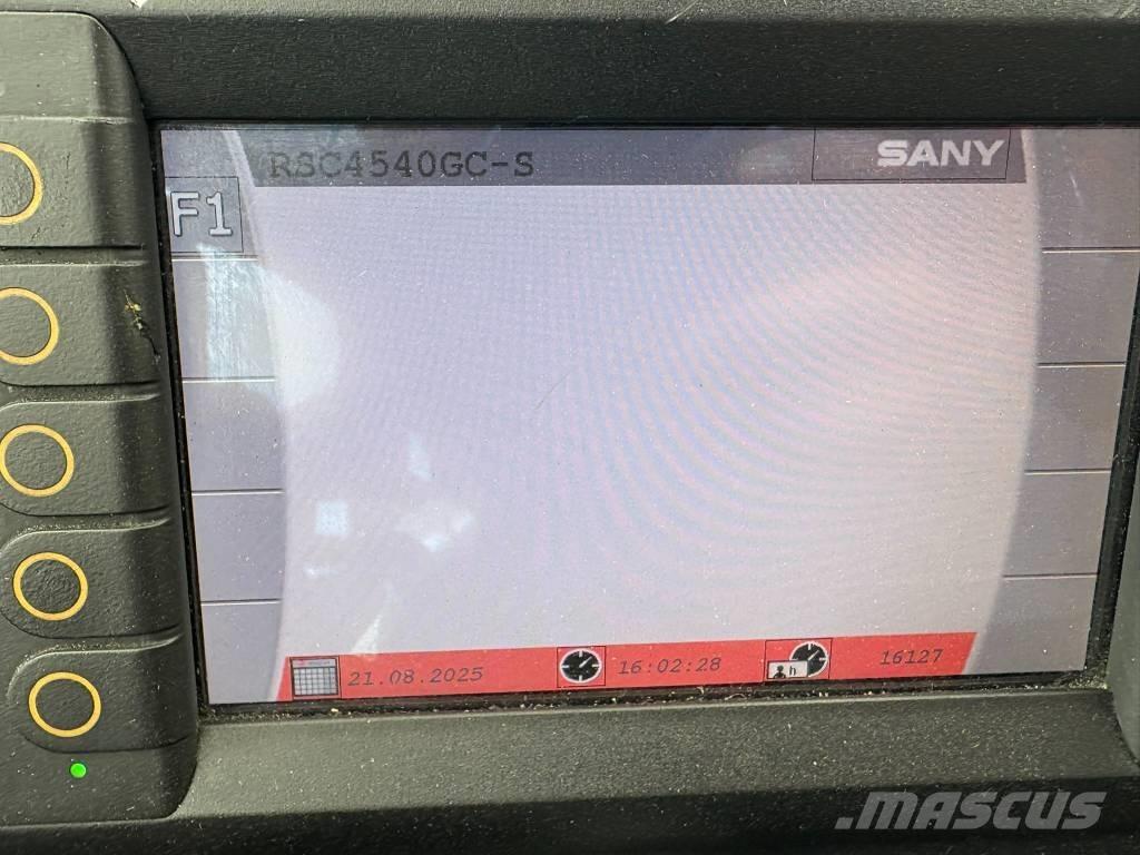 Sany SRSC 4540GC-S コンテナハンドラー