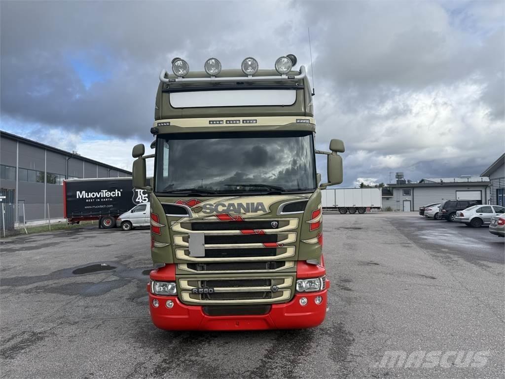 Scania R580 8X2 ボックスボディー、ウイング、箱車