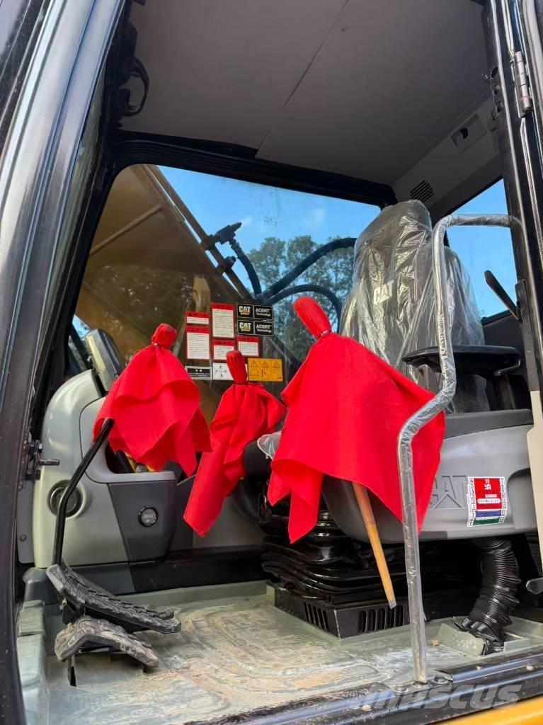 CAT 320D2 中型油圧ショベル 7ｔ-12ｔ（ユンボ・パワーショベル・バックホー）