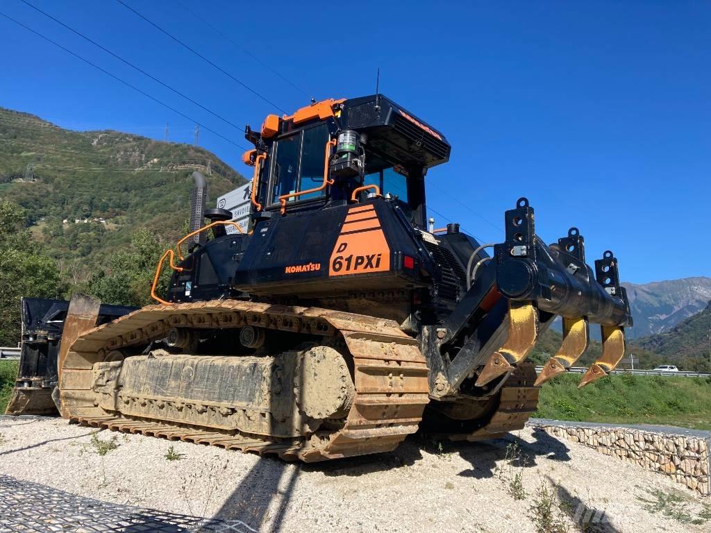 Komatsu D61PXI-24E0 ブルドーザー