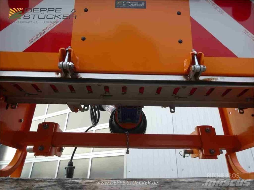 Matev SPR-BX 100 砂と塩撒き専用車