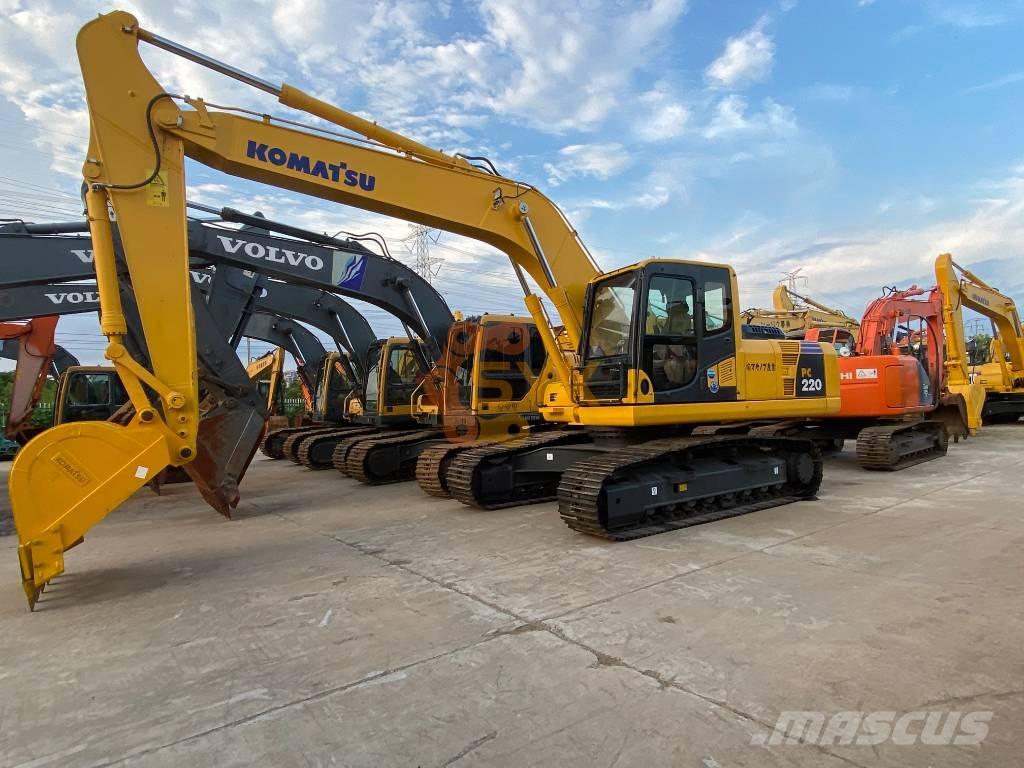 Komatsu PC 220-8 大型油圧ショベル12t以上（パワーショベル・ユンボ）