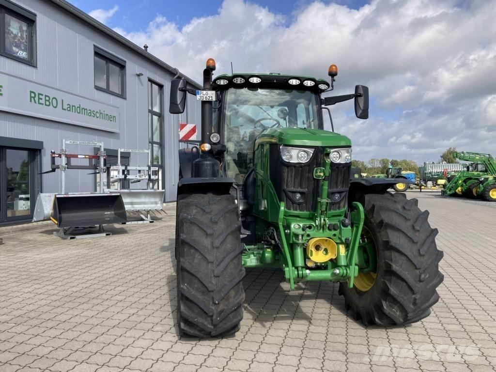 John Deere 6R215 トラクター