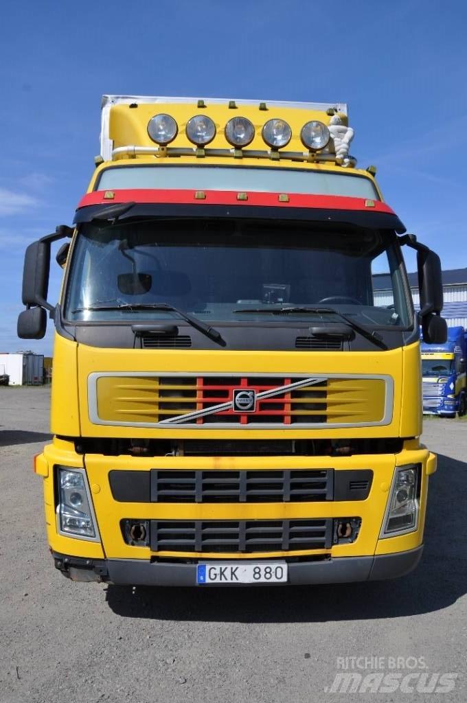Volvo FM-340 4*2 ボックスボディー、ウイング、箱車