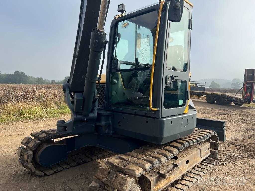 Volvo ECR 88 D 大型油圧ショベル12t以上（パワーショベル・ユンボ）