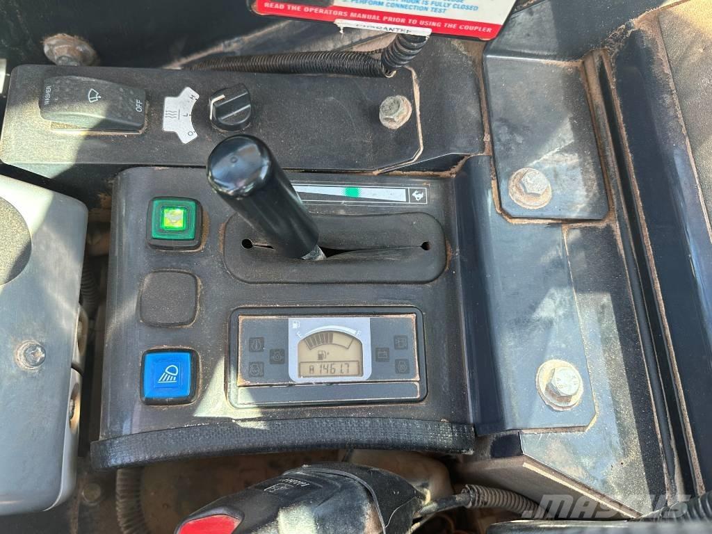 Hitachi ZX 26 U-6 ミニ油圧ショベル 7t以下（ミニユンボ・ミニディガー）