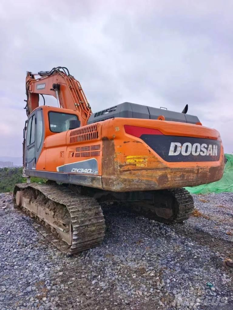 Doosan DX 340 大型油圧ショベル12t以上（パワーショベル・ユンボ）