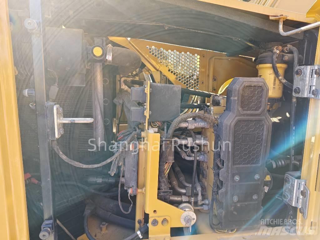 CAT 307,5 中型油圧ショベル 7ｔ-12ｔ（ユンボ・パワーショベル・バックホー）