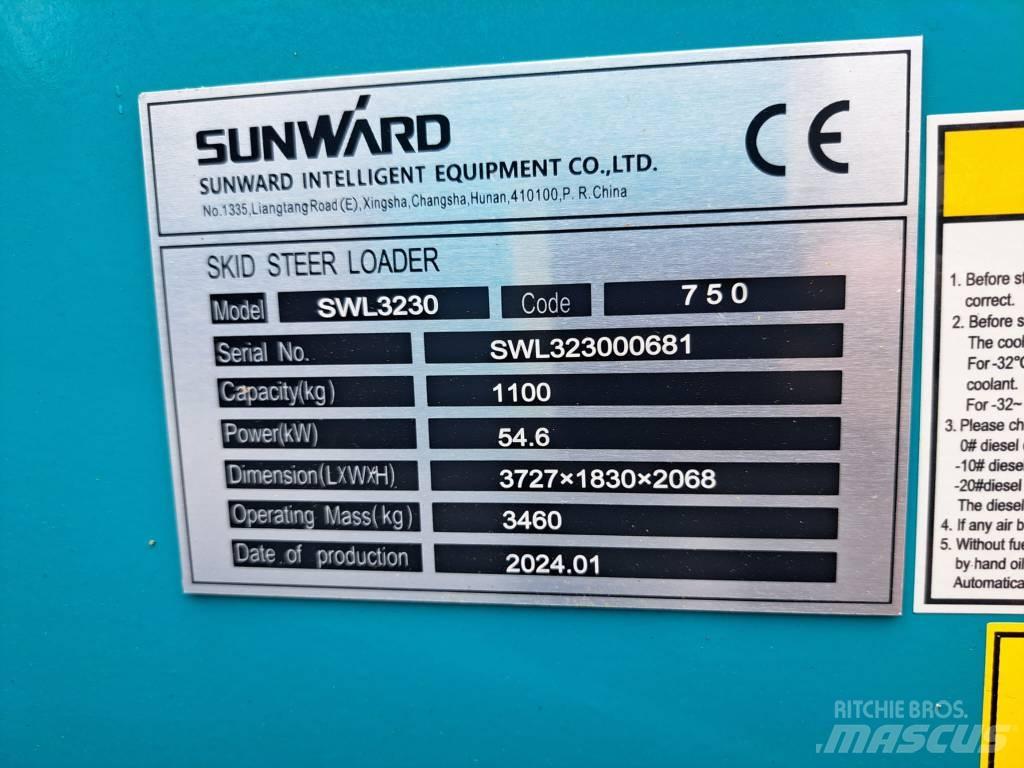 Sunward SWL 3230 スキッドステアローダー