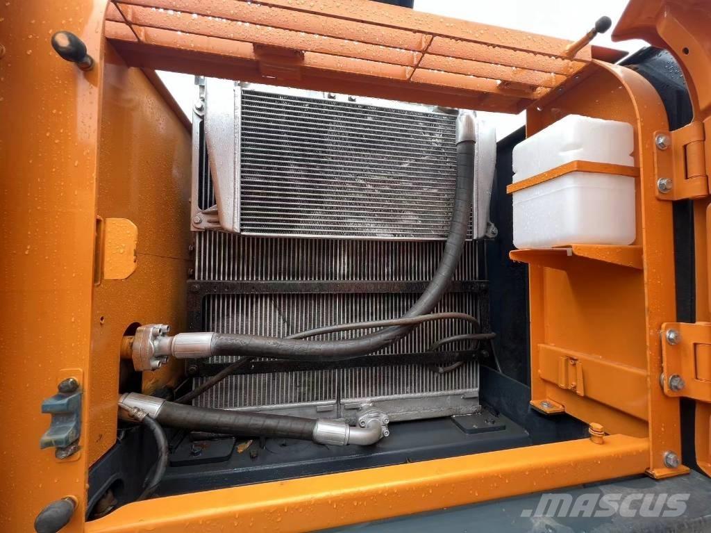 Hyundai 220 LC-9S 大型油圧ショベル12t以上（パワーショベル・ユンボ）
