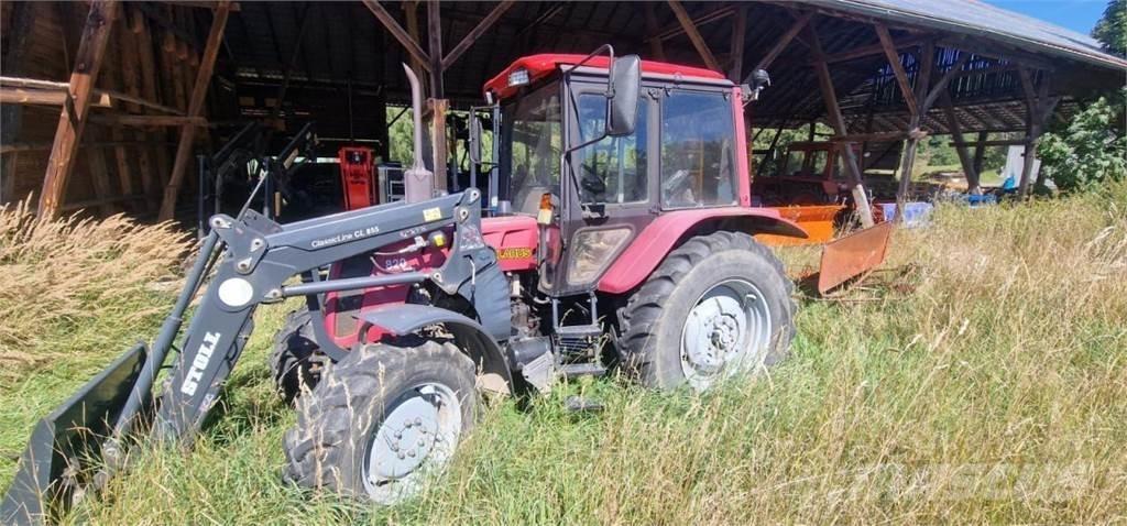 Belarus MTS 820 + FL トラクター