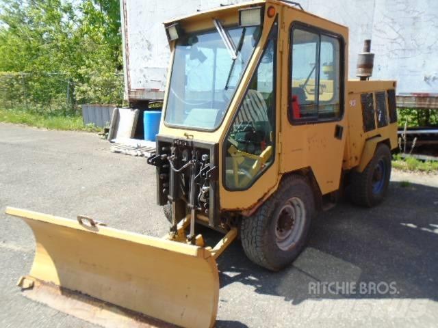 Trackless MT5T その他道路と除雪の機械
