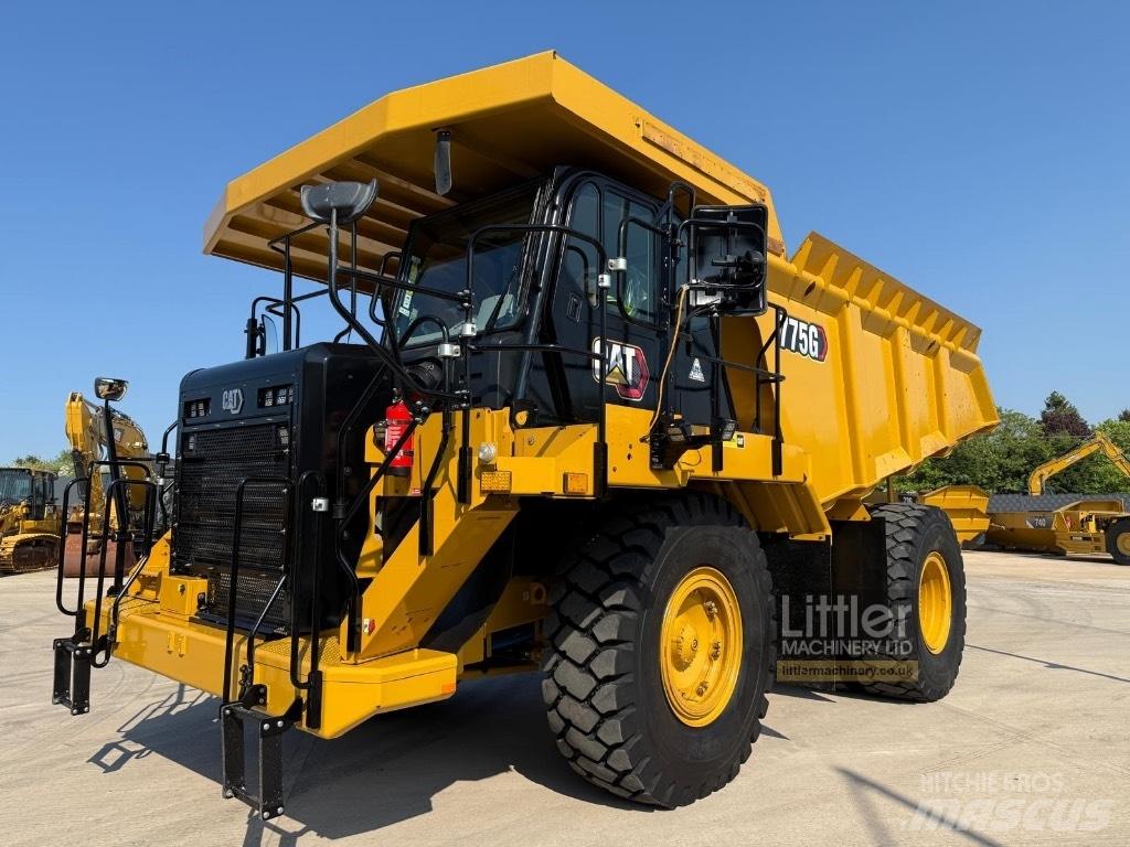 CAT 775 G リジットフレーム式ダンプトラック