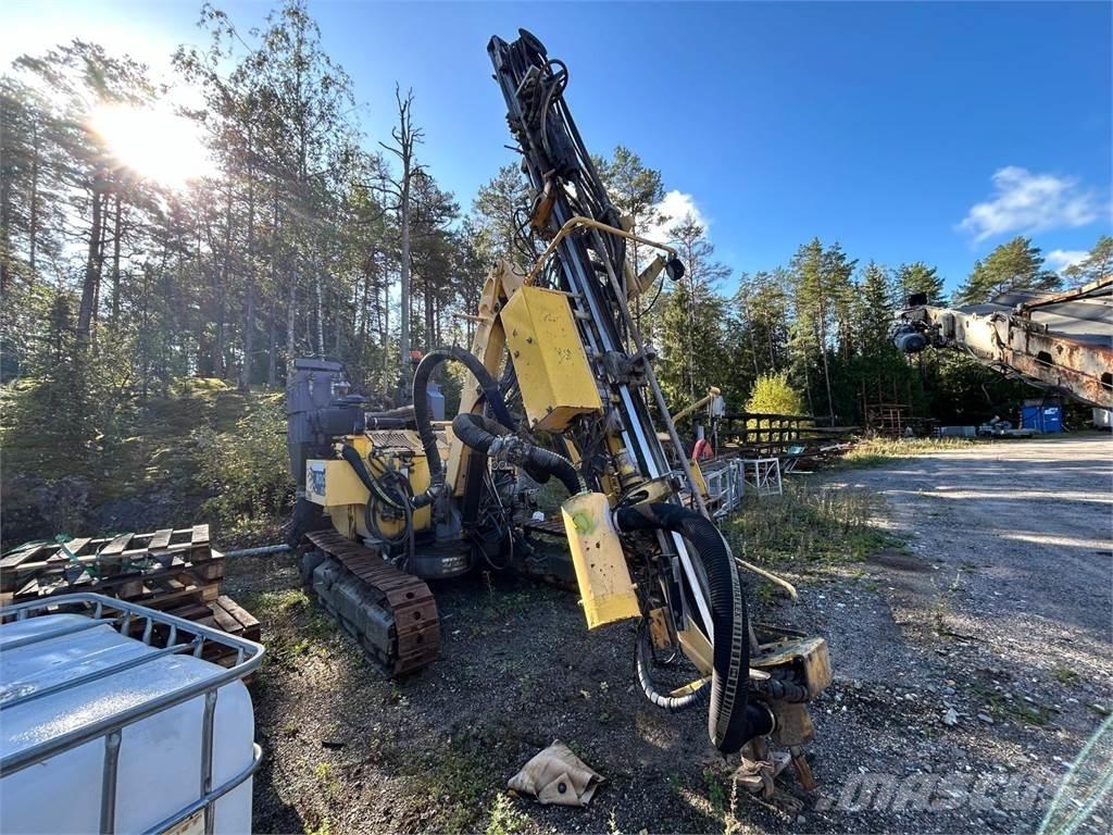 Atlas Copco Roc D3 サーフェイスドリルリグ