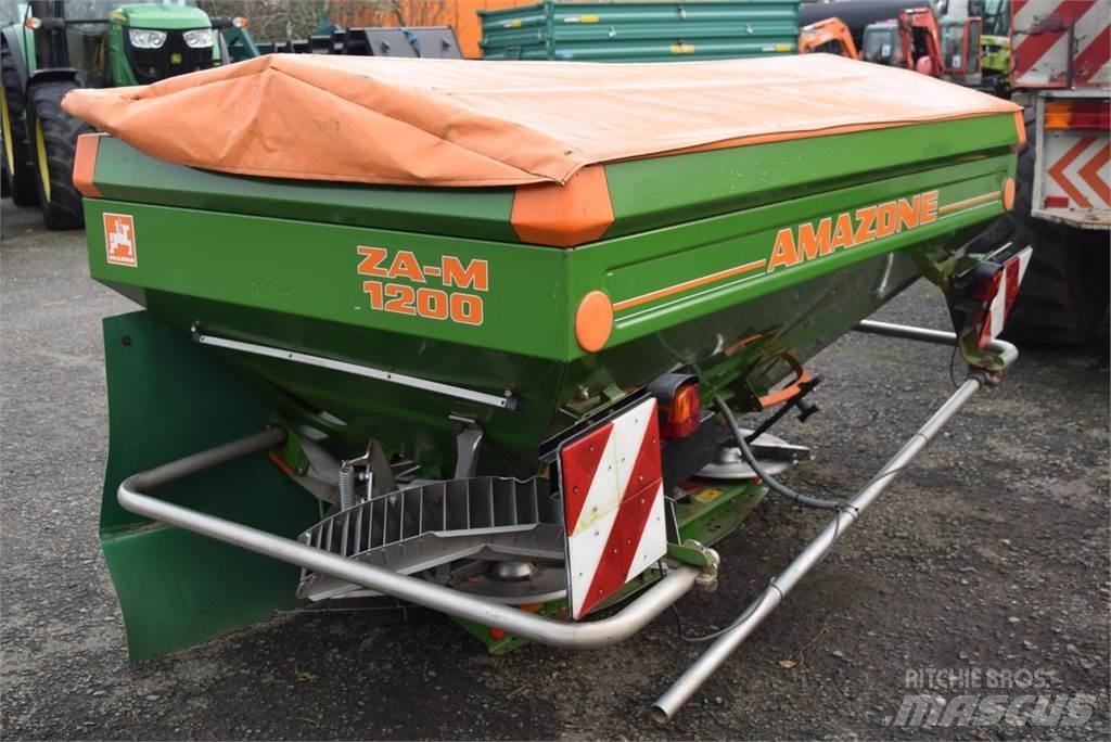Amazone ZA-M 1200 ミネラル散布機