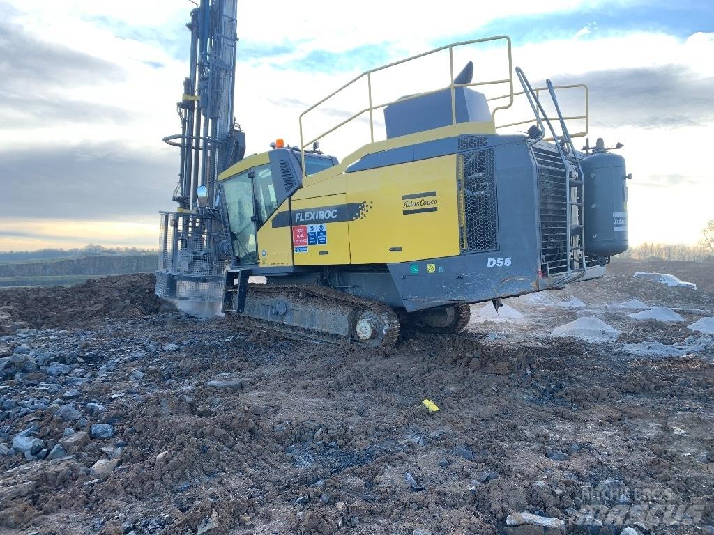 Atlas Copco D55-SF サーフェイスドリルリグ