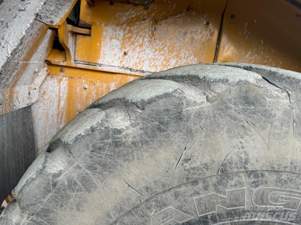 Volvo L 180 H ホイールローダー・タイヤショベル