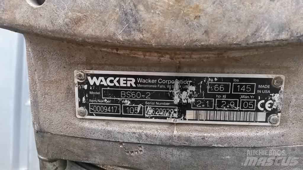 Wacker Neuson BS60-2 タンパ/転圧バイブレータ
