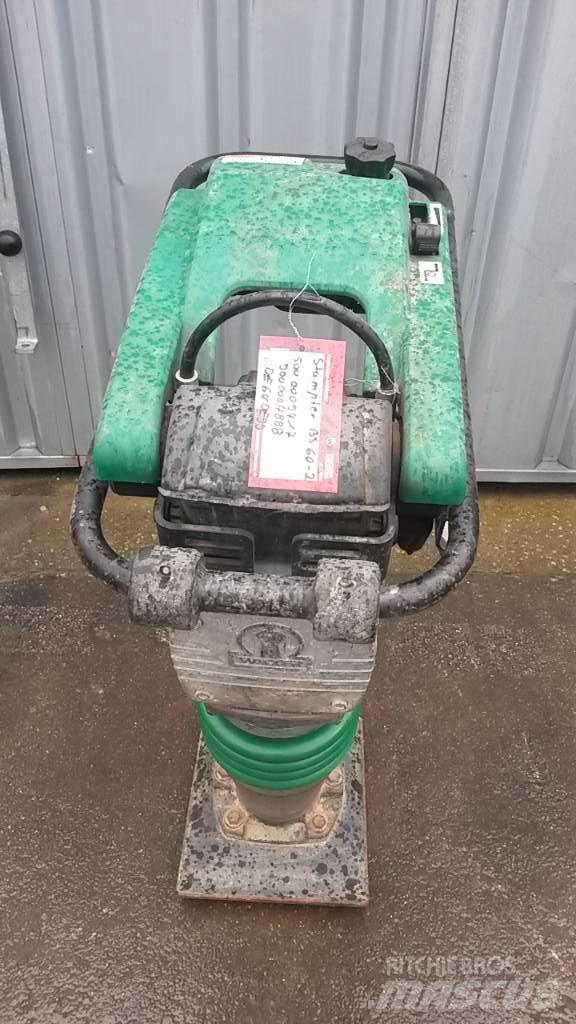 Wacker Neuson BS60-2 タンパ/転圧バイブレータ