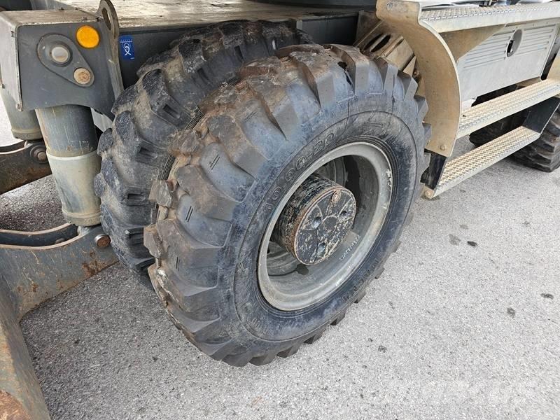 Liebherr A916 ホイール式油圧ショベル（パワーショベル・ユンボ・バックホー）
