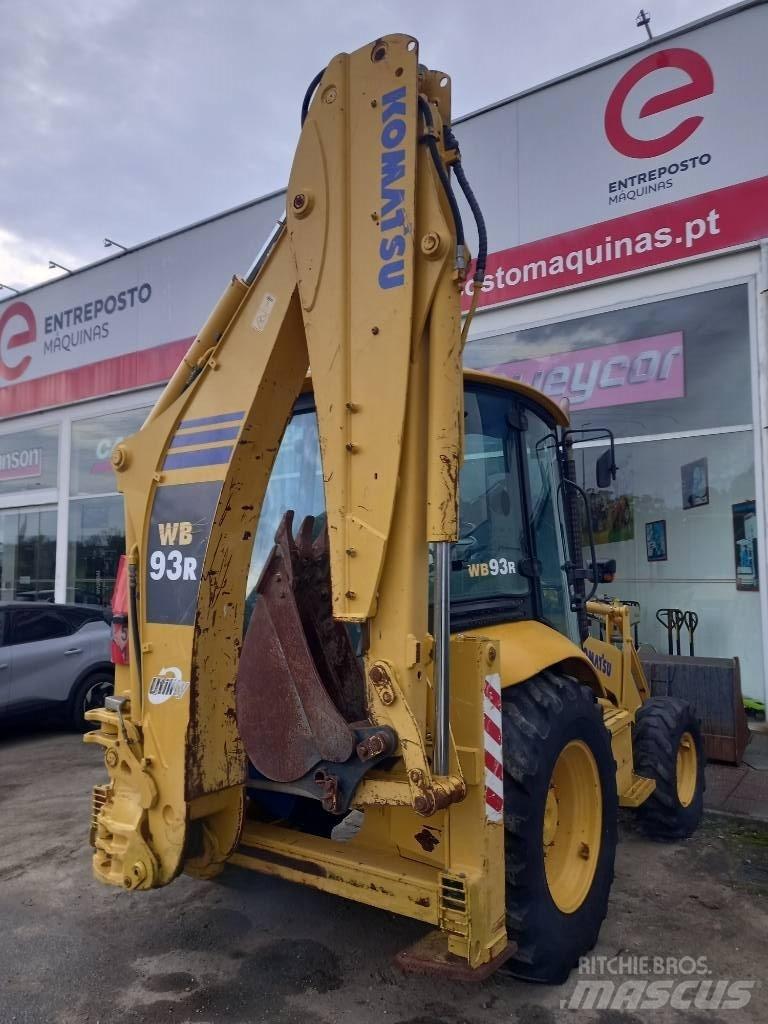 Komatsu WB 93 R バックホーローダー