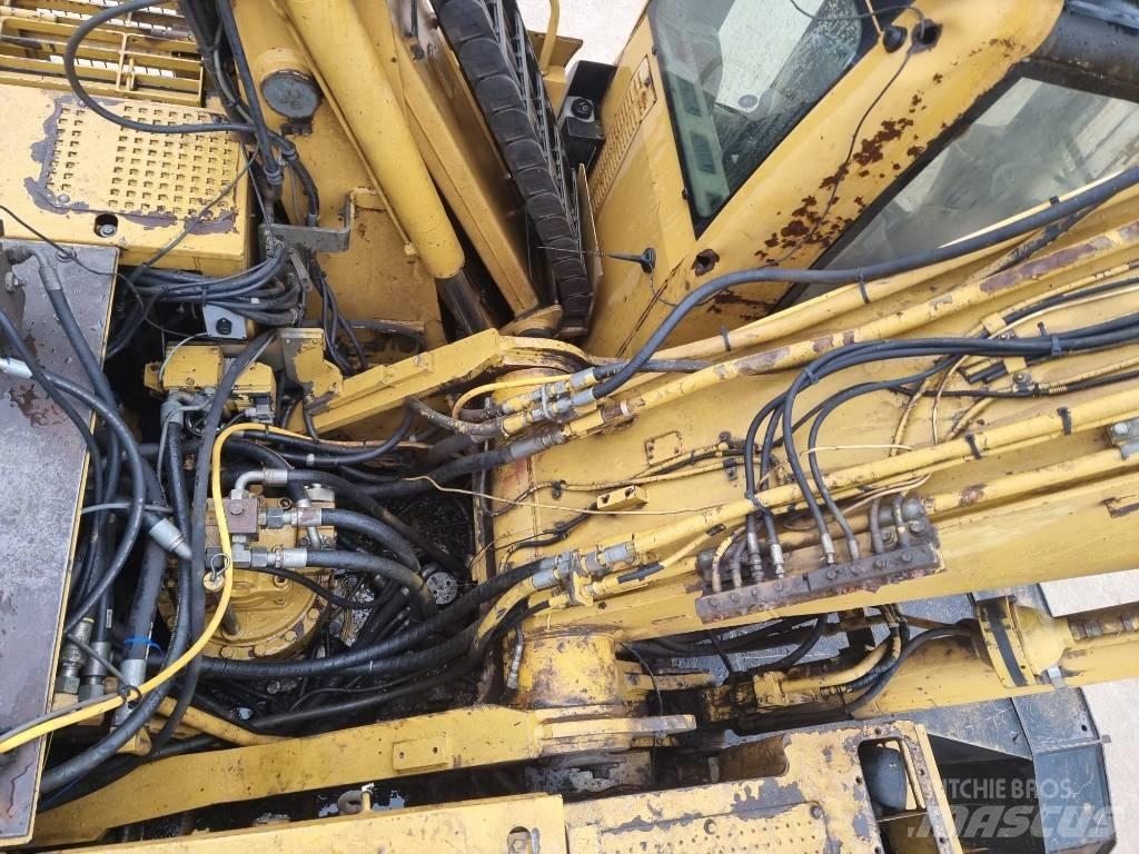 CAT M 325 C L MH 廃棄物／工業産廃処理機