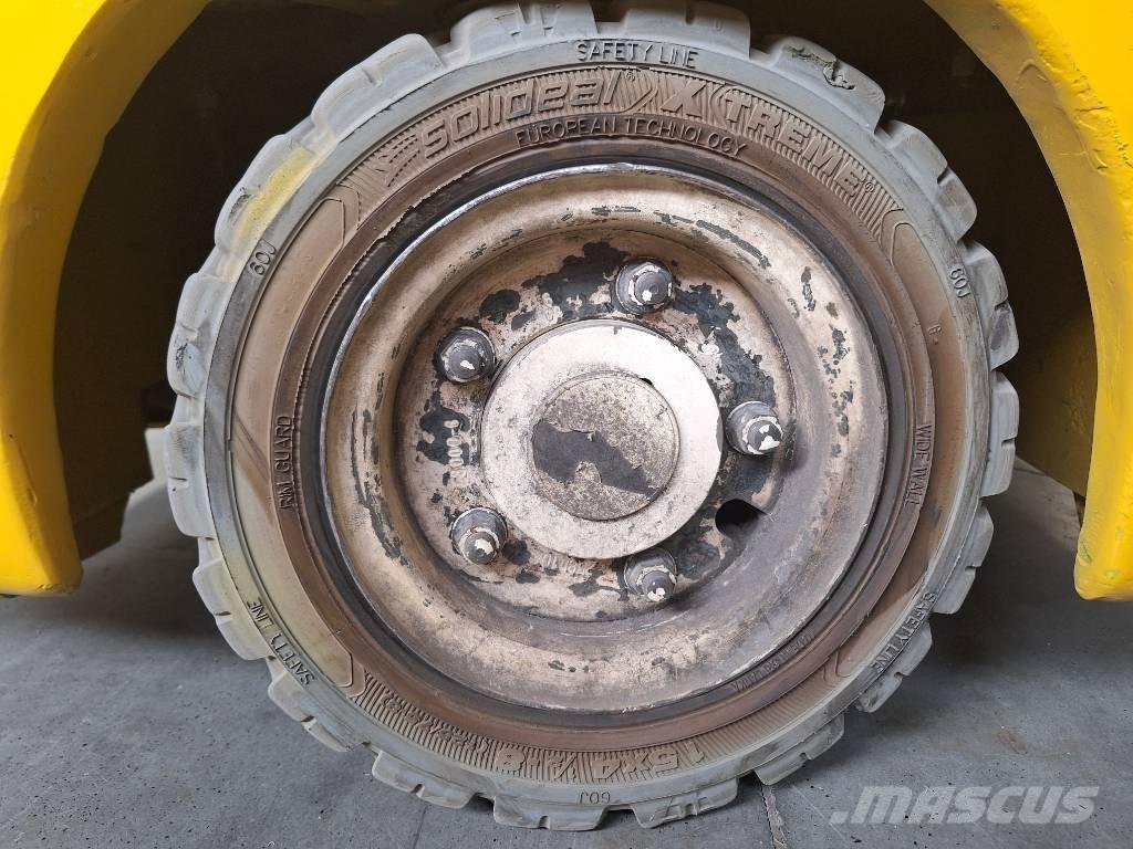 Yale ERP15VT バッテリーフォークリフト