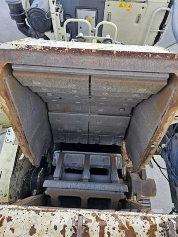 Metso LT 1213 S クラッシャー固定式