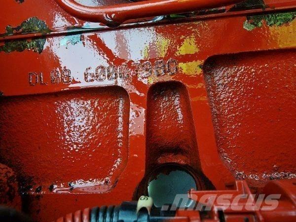Doosan DL08 エンジン