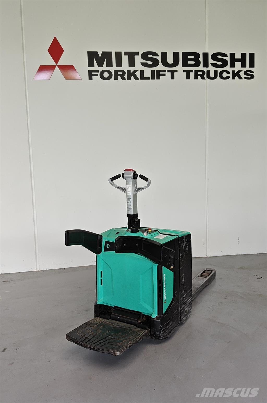 Mitsubishi PBV20N2 プラットホームトラック