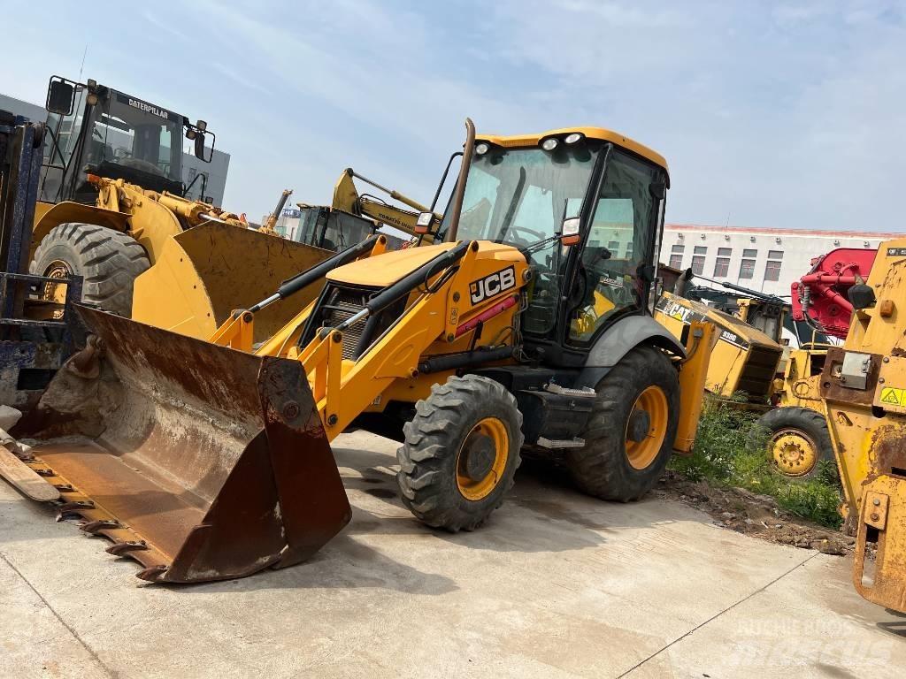 JCB 3CX バックホーローダー