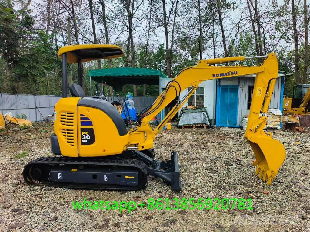 Komatsu PC 30 ミニ油圧ショベル 7t以下（ミニユンボ・ミニディガー）