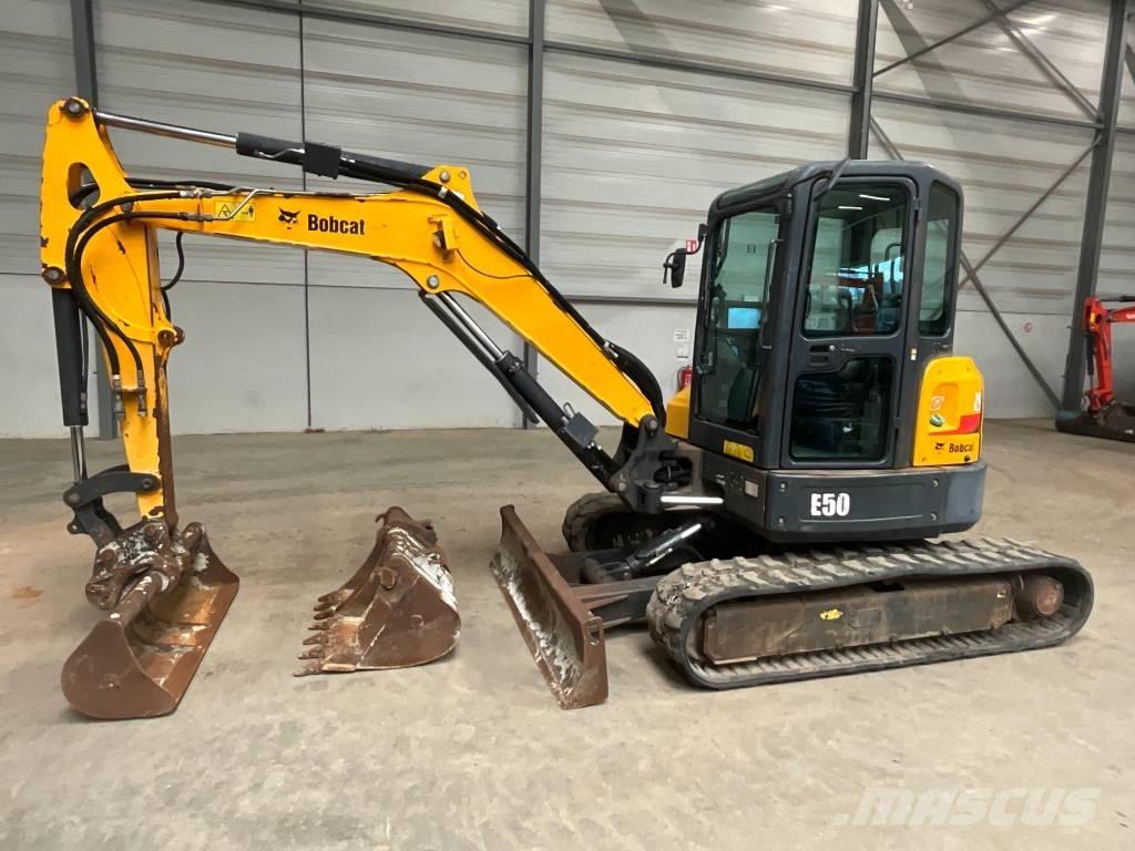 Bobcat E 50 EM ミニ油圧ショベル 7t以下（ミニユンボ・ミニディガー）