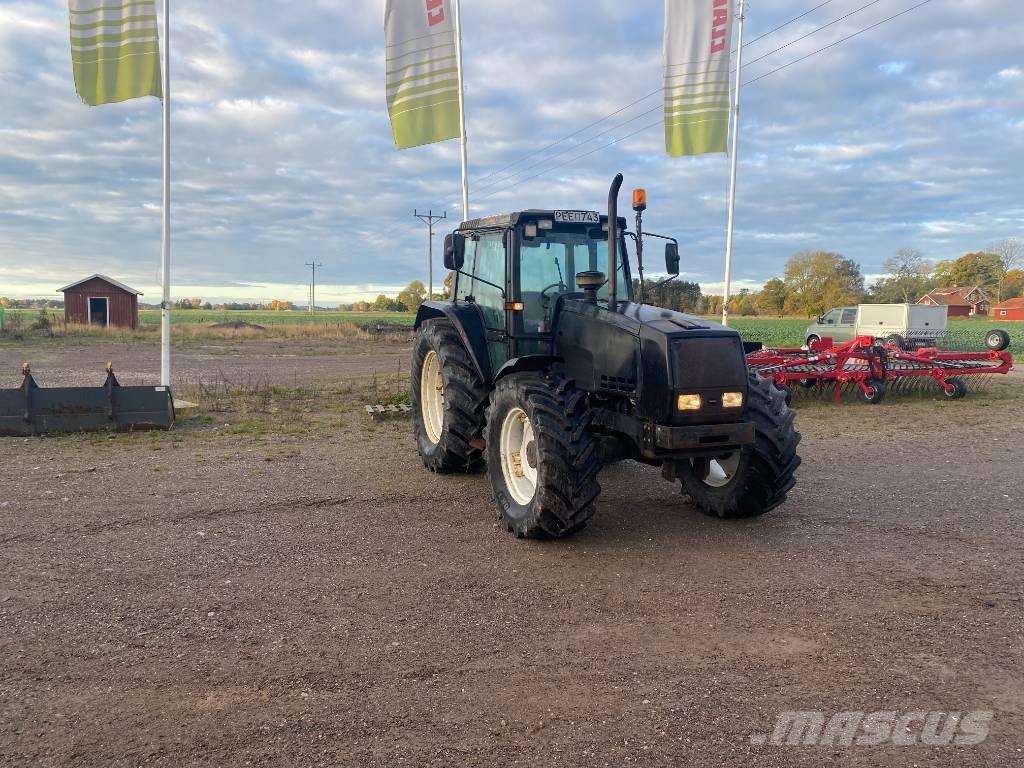 Valmet 8100 GOS トラクター