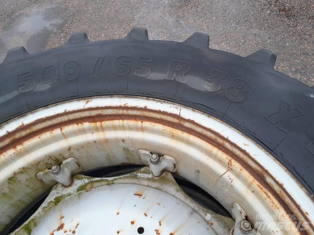 Michelin 540/65R38 タイヤ、ホイル、リム