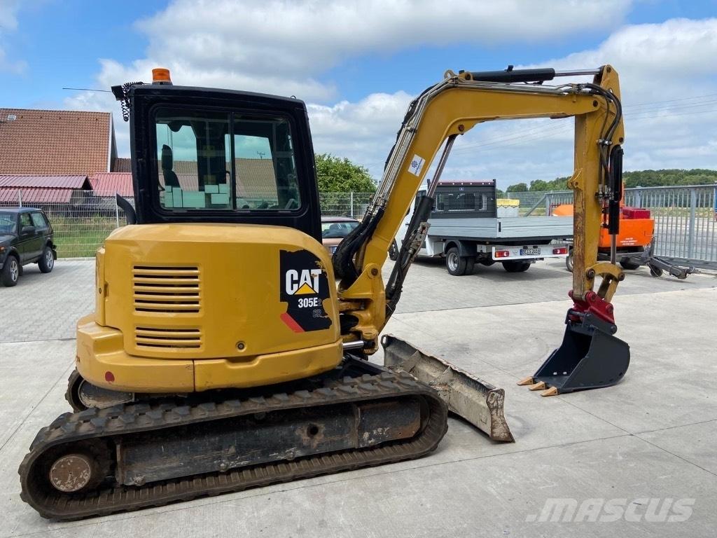 CAT 305 E2 ミニ油圧ショベル 7t以下（ミニユンボ・ミニディガー）