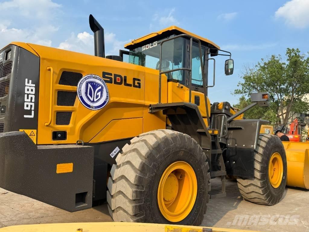 SDLG 958F ホイールローダー・タイヤショベル
