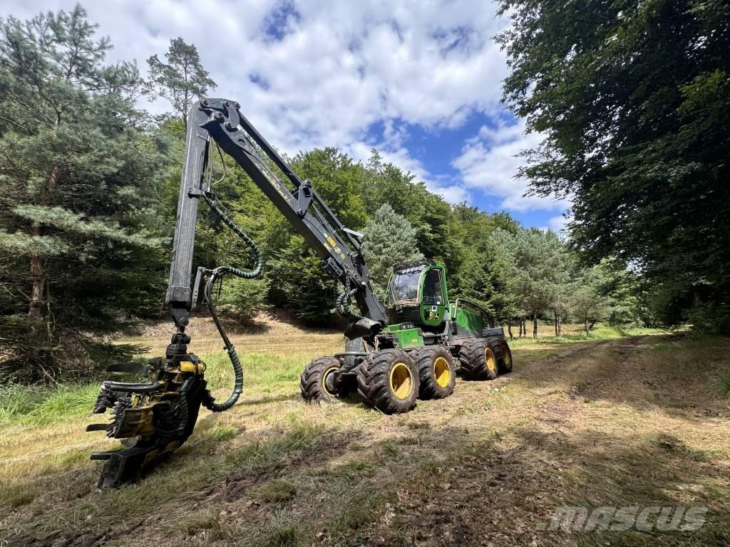John Deere 11 70 G ハーベスター