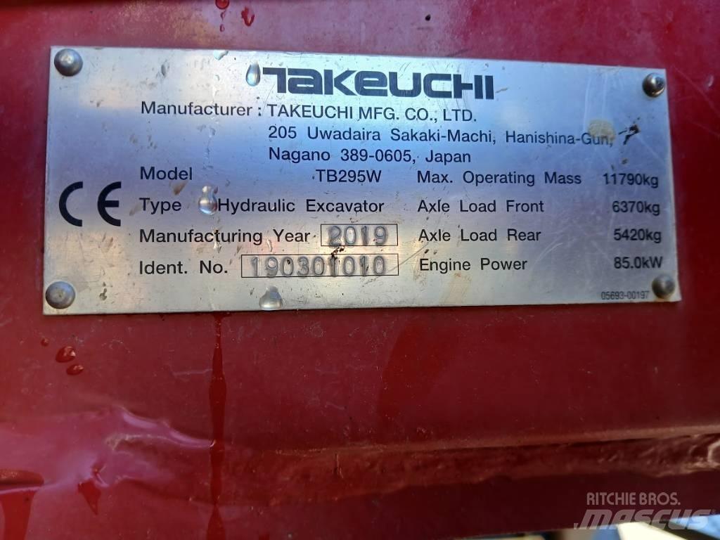Takeuchi TB 295 W ホイール式油圧ショベル（パワーショベル・ユンボ・バックホー）