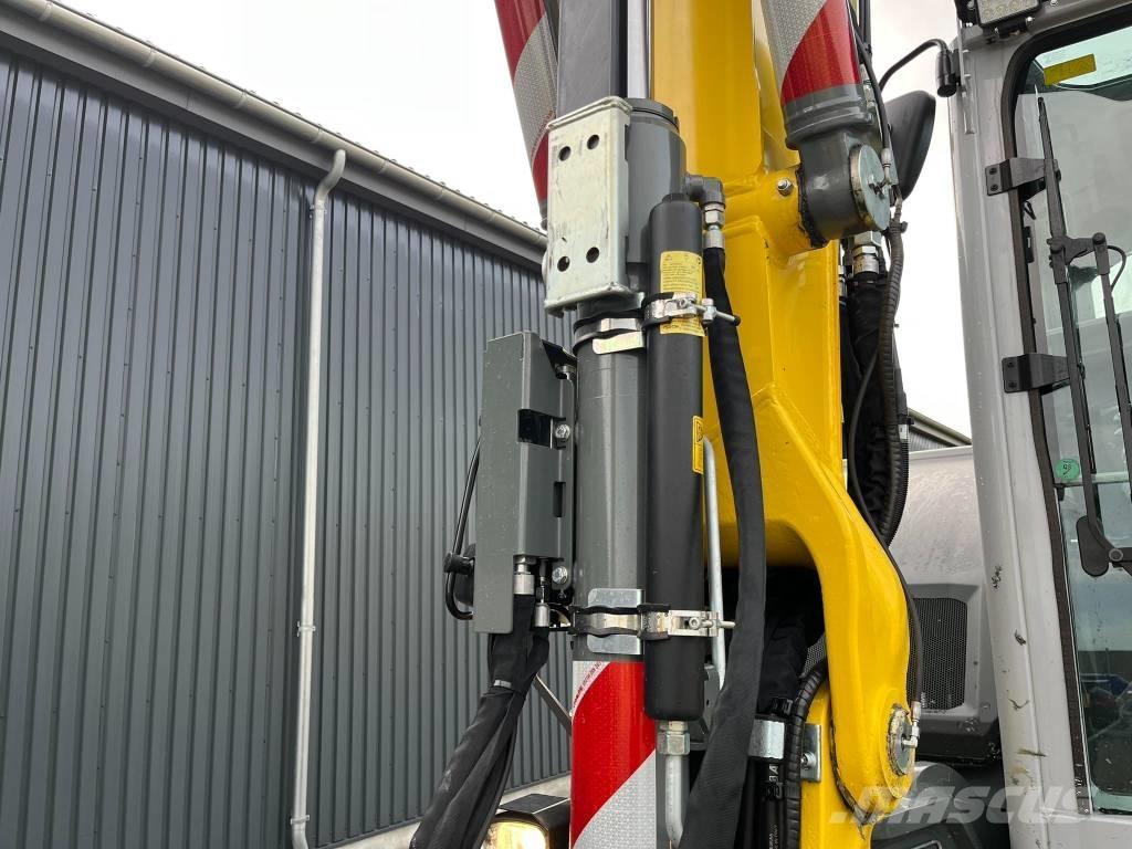 Wacker EW 100 ホイール式油圧ショベル（パワーショベル・ユンボ・バックホー）