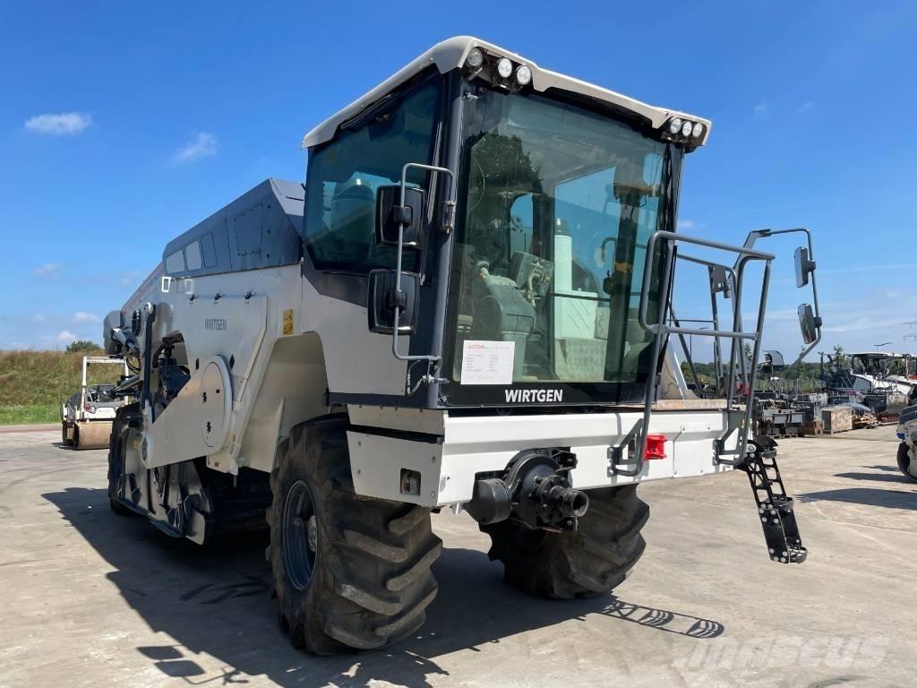 Wirtgen WR 240I アスファルトリサイクルマシン
