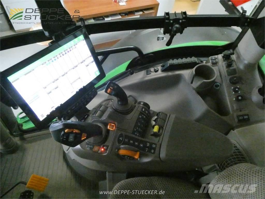 John Deere 6R 215 トラクター