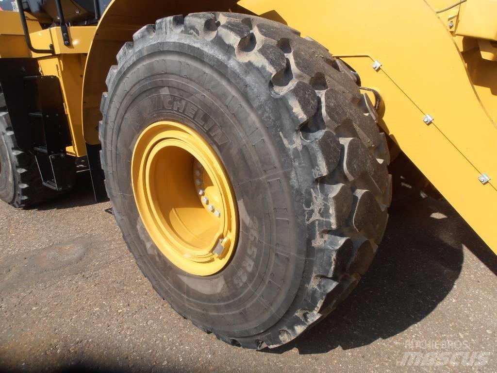 CAT 966K ホイールローダー・タイヤショベル