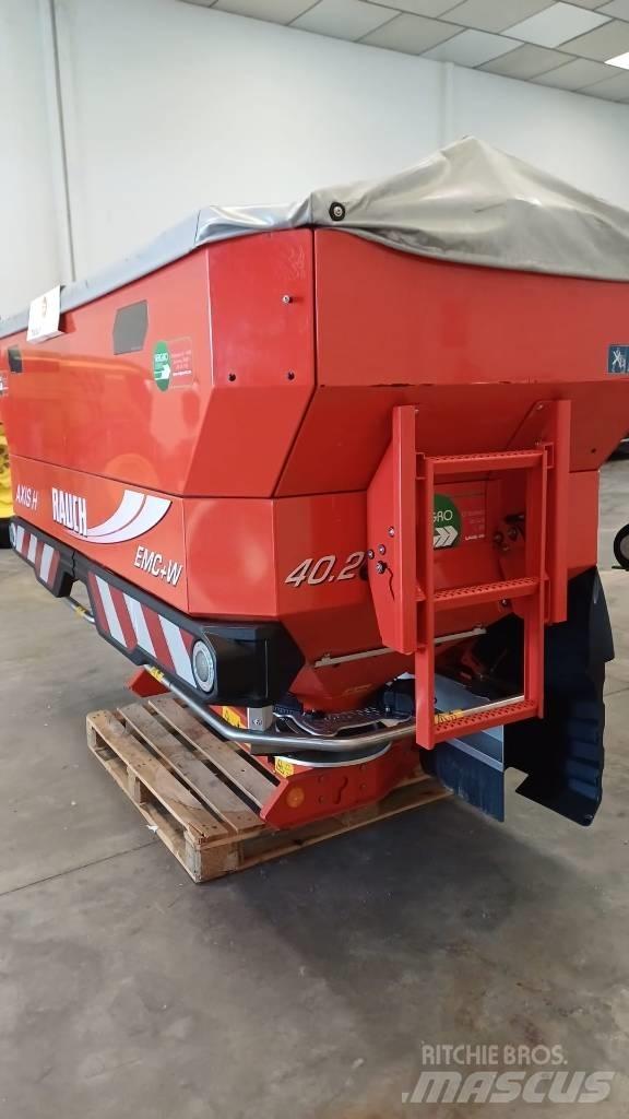  KUN AXIS 40H ミネラル散布機