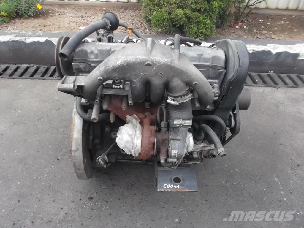 Peugeot XUD9 E-0054 エンジン