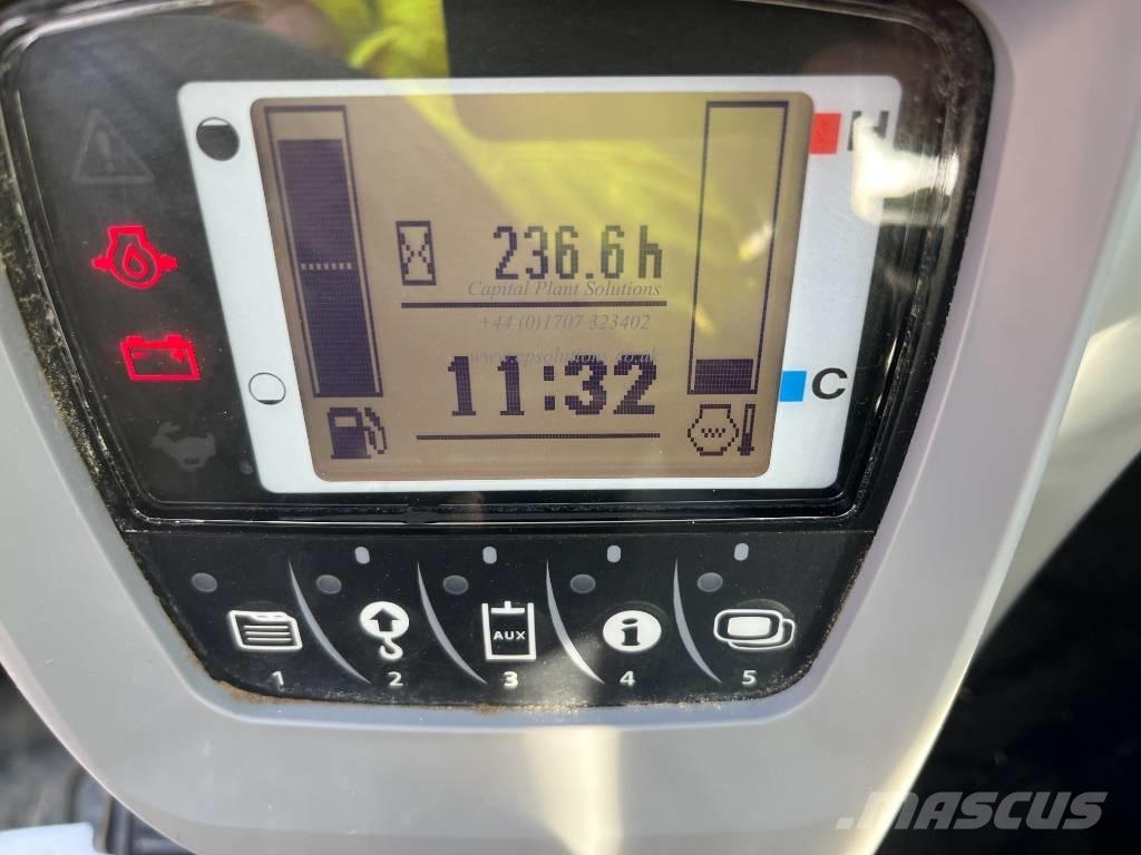Kubota KX 037-4 ミニ油圧ショベル 7t以下（ミニユンボ・ミニディガー）