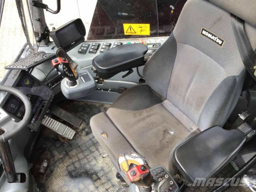 Komatsu 931.1 ハーベスター