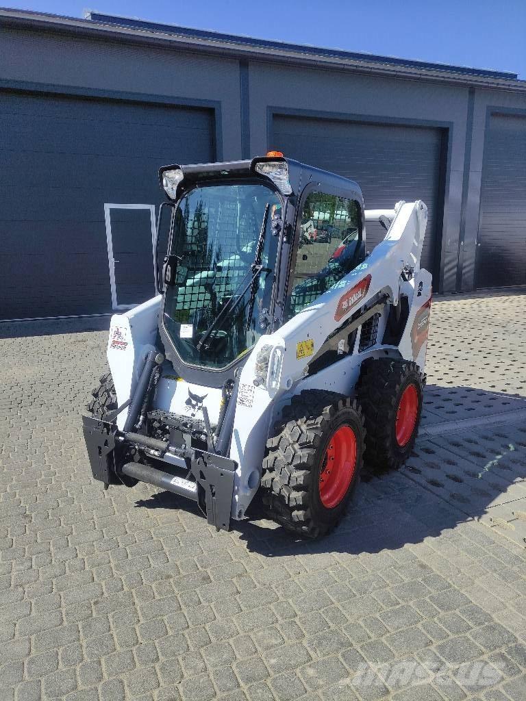 Bobcat S 590 スキッドステアローダー